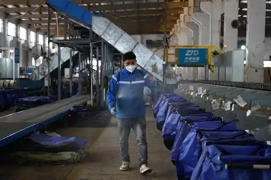上海邮政快递业复工复产_快递停运应对措施_上海三步走恢复邮政快递