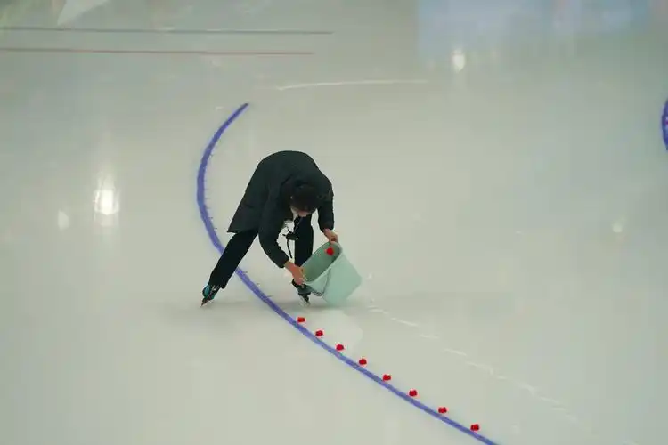 国家速滑馆冰丝带 400米速滑赛道 365天运营模式_冬奥会场馆