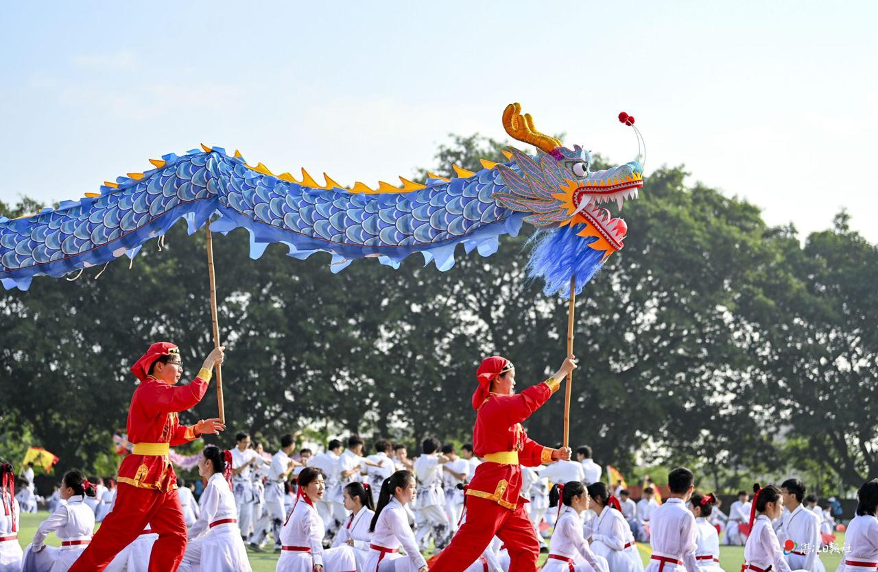 广东海洋大学第二十五届田径运动会_体育承载梦想海大成就未来_大学运动会